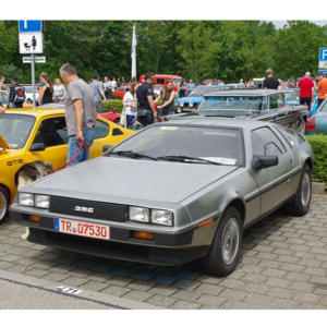 デロリアン・モーター・カンパニー DMC-12