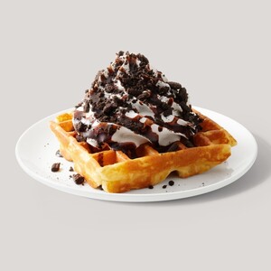 スヌーピー アメリカンワッフル with クラッシュ クッキー