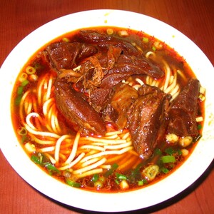 牛骨麺