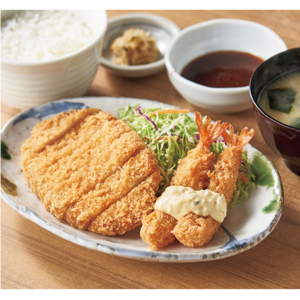ロースとんかつとエビフライの定食