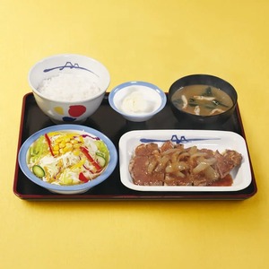 厚切り豚生姜焼定食