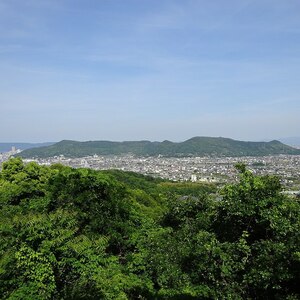 石清尾山