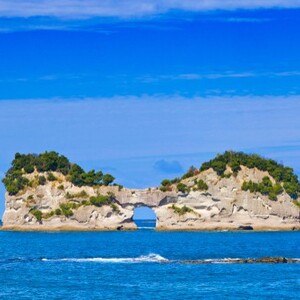 円月島(高嶋)