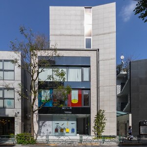 イッセイミヤケ(ISSEY MIYAKE)