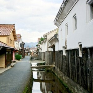 白壁土蔵群(打吹玉川)
