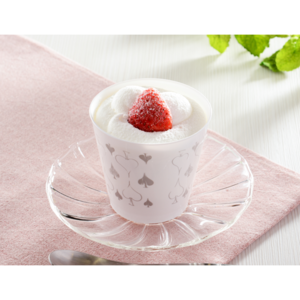 ローソン CUPKE とろけるクリームの苺ショート