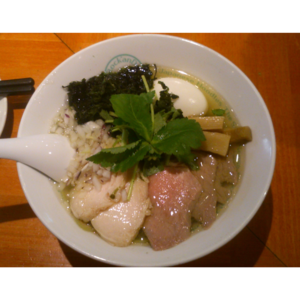 麺屋 六感堂