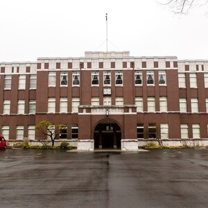 成蹊大学