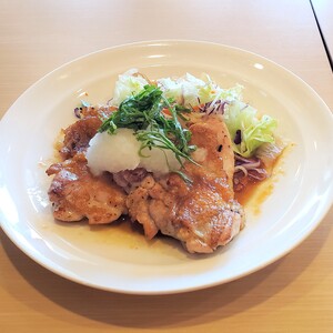 若鶏のグリル 大葉おろしの醤油ソース