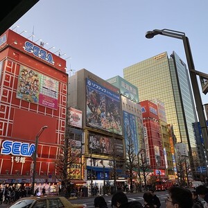 秋葉原