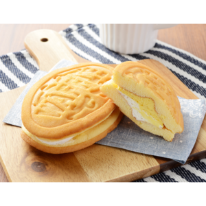 ローソン ふんわりワッフル カスタード&ホイップ