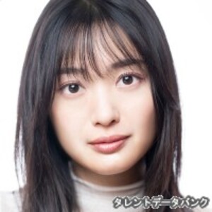 北原里英