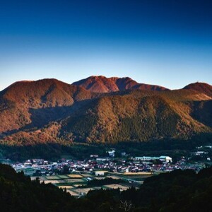 三瓶山