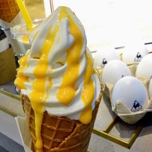 EGG STAND