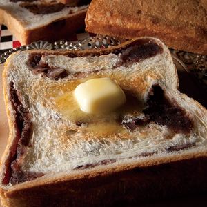 アンティーク あんこはもうたくさん!? 太っちょ王様のあん食パン