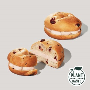 ストロベリー&クランベリー ベーグルサンド