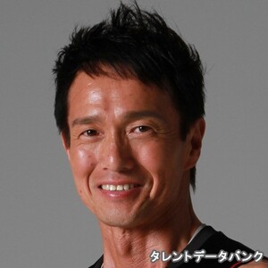 美木良介