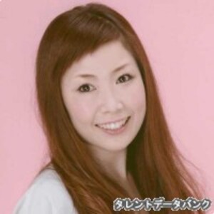 里郁美