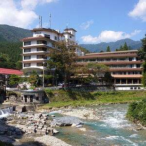 四万温泉