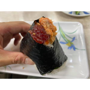 「筋子+さけ」トッピングおにぎり