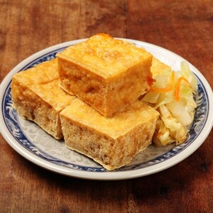 チョウドウフ(臭豆腐)