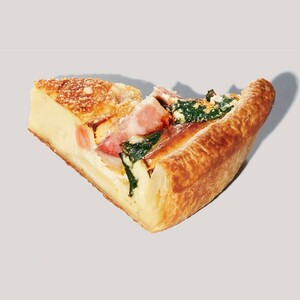 ベーコンとほうれん草のキッシュ