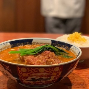 支那麺 はしご 銀座本店