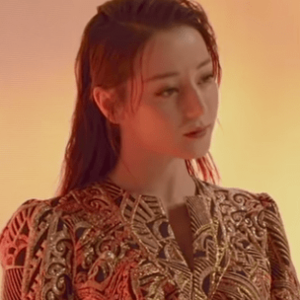 ディルラバ・ディルムラット(Dilraba Dilmurat)