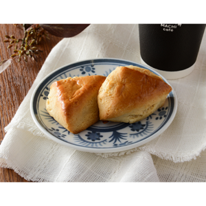 ローソン MACHI cafe’ ブランのミルクスコーン