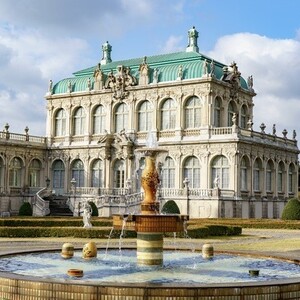 有田ポーセリンパーク・ツヴィンガー宮殿アートギャラリー