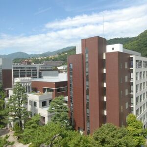 甲南大学