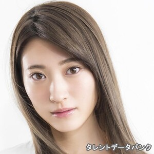 小山莉奈