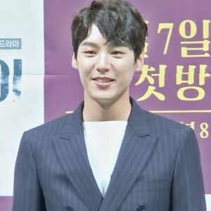 クァク・シヤン(Kwak Si-Yang)