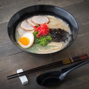 豚骨ラーメン
