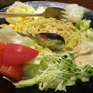 ラーメンサラダ