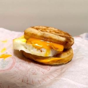 マックグリドル ベーコンエッグ