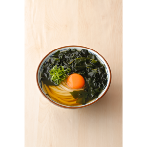 月見わかめうどん