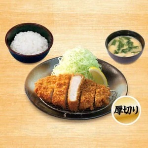 厚切りロースかつ定食