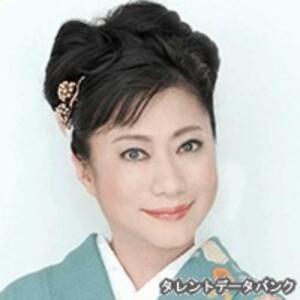山村紅葉