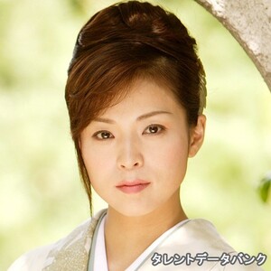 石原詢子