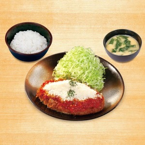 チーズトマトロースかつ定食