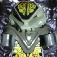 デモス瑠偉