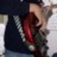 真沙美＠ベーシスト・自民